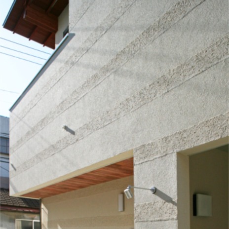 落ちついたベージュの外壁