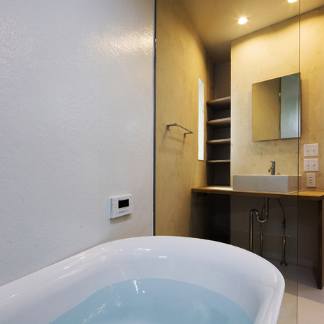 洗練されたバスルーム