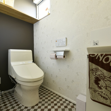 お施主様の遊び心が表れたトイレのインテリア