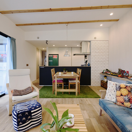 ワンフロアの広々リビング