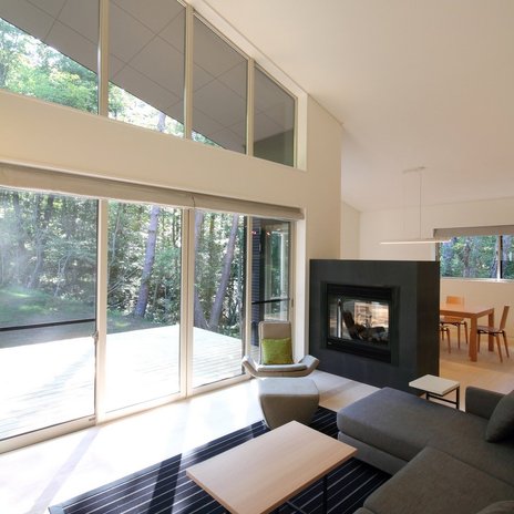 富士山麓の別荘｜リビングルーム