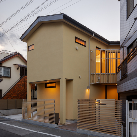 南東側外観「斜め40do猫の家」