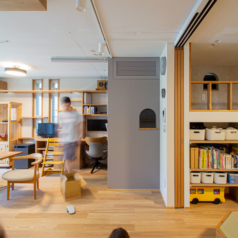 リビングで遊ぶ