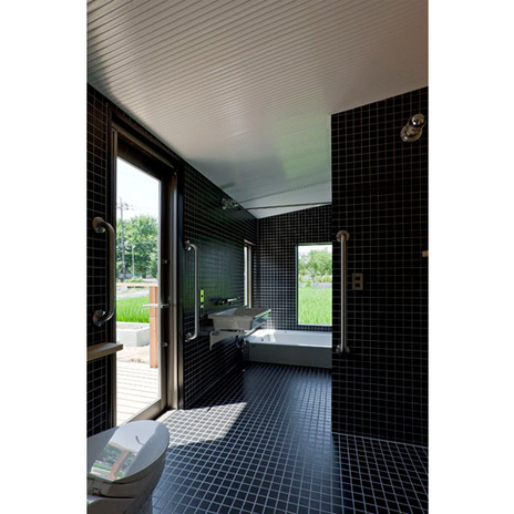 完全バリヤフリー仕様の洗面・浴室