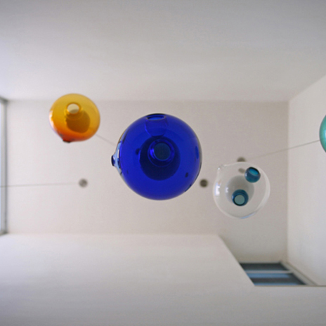 吹き抜けのペンダント照明器具