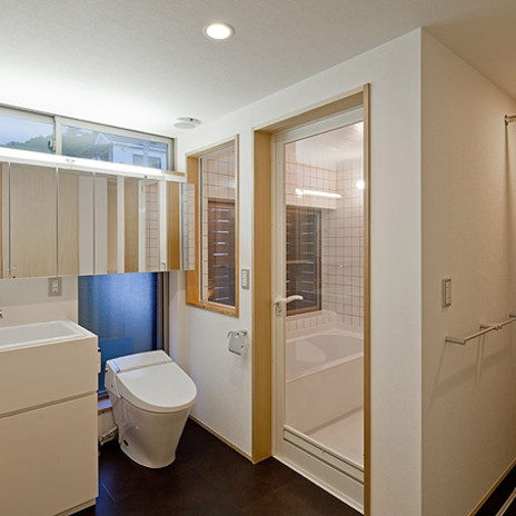 快適モダン空間を追求した洗面・浴室