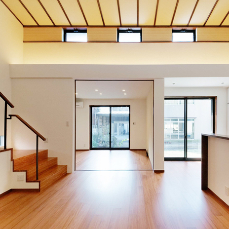 和風素材を使ったハイサイドライトと間接照明