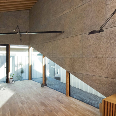 リビングの延長となるバルコニー