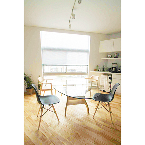 H邸　空間に合わせたオリジナルダイニングテーブル