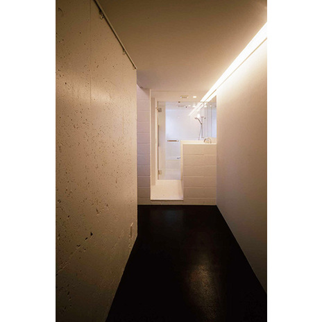 間接照明で広がりを感じるリノベーション