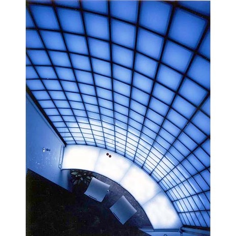 カウンターにはホタルのひかりが