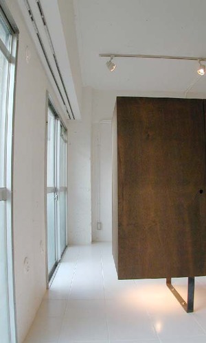 造り付けだから自分達のからだのサイズにあわせてオーダーできる家具