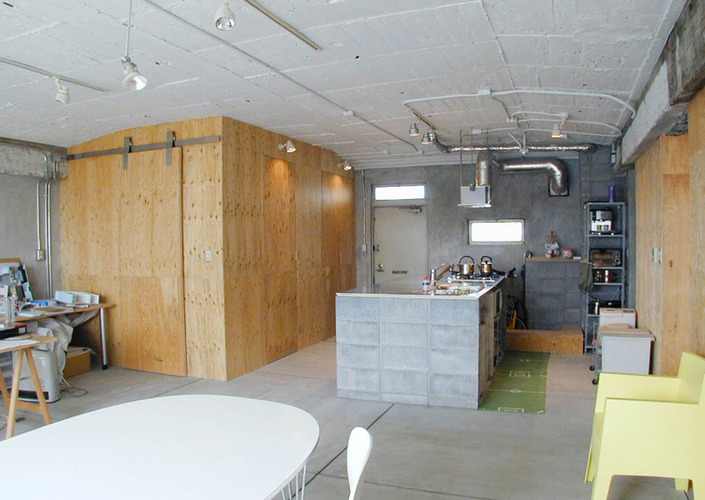 富ヶ谷Iーフレキシブルで、作り過ぎないアトリエ兼住居のスケルトンリフォームー