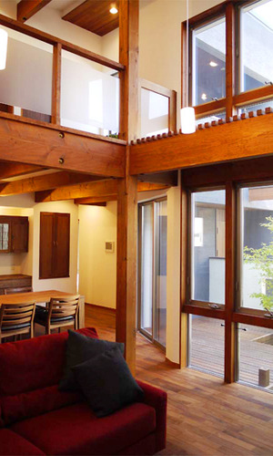 高槻の家5　吹き抜け