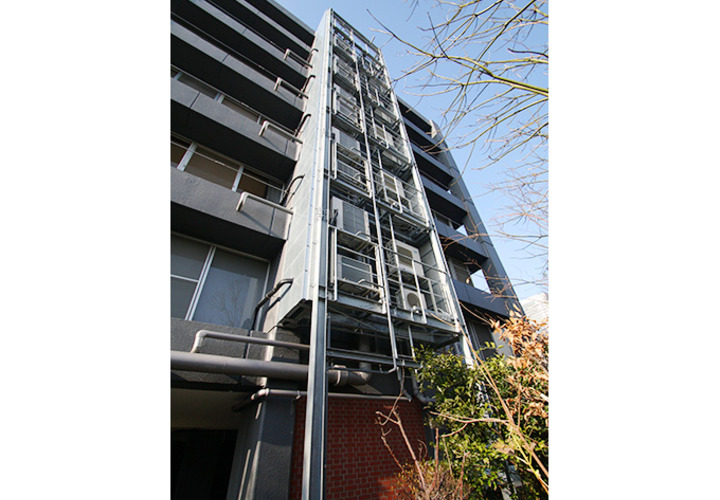 空調タワーを設け個別空調に切替