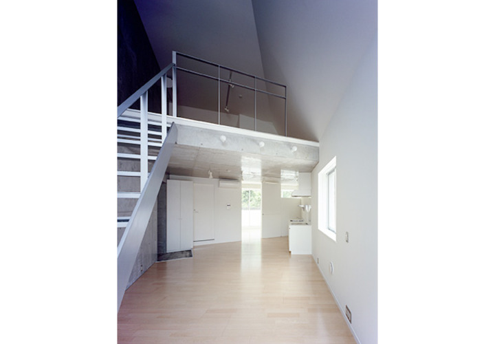 メゾネットタイプ賃貸の開放感のある吹抜け