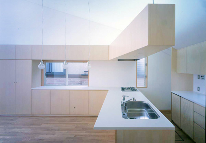 間接照明と一体化した家具