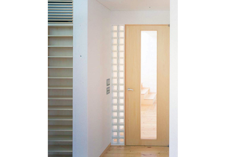 音楽室もホールも和紙貼り