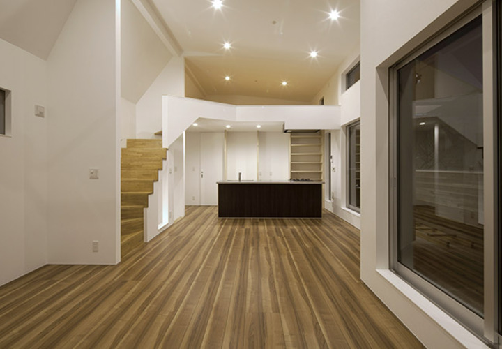 奥行きのある広々としたLDK