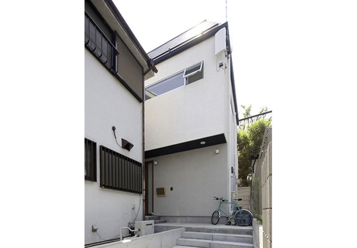 前面道路からのアプローチ