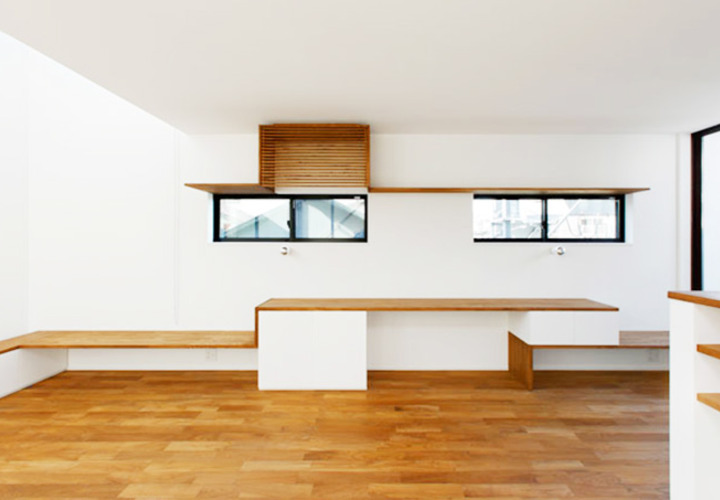 内外を連続的につなぐ家具