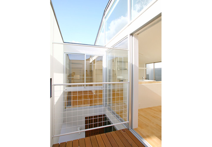 開放的な２Ｆデッキ