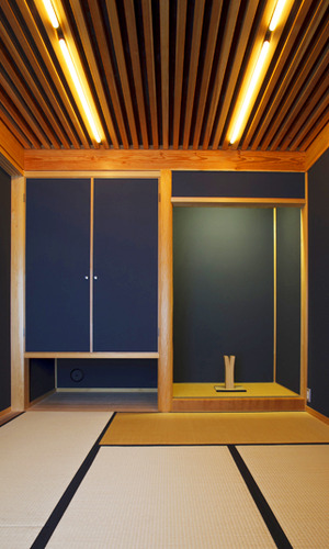 尾道 くの字の平屋　客間