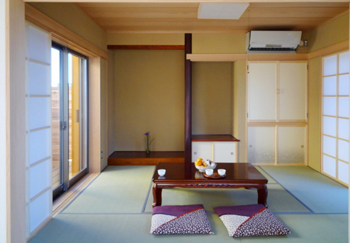 リビングと続き間の和室
