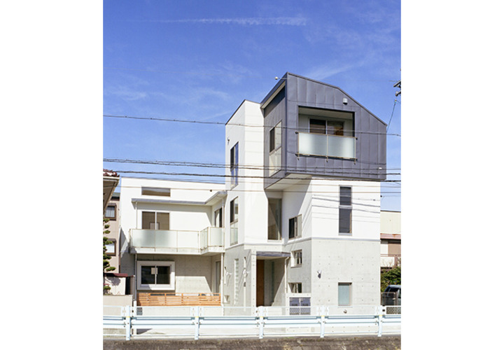 ボックスが連なったような外観