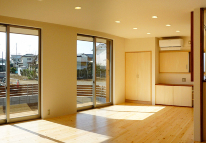 軒下空間とリビング