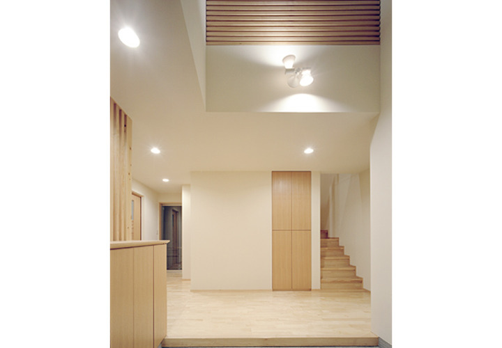 広めに設計された玄関ホール