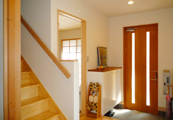 無垢の玄関ドア