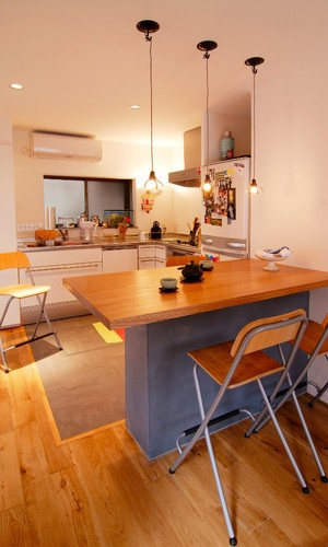 フレンチシックなダイニングキッチンのインテリア