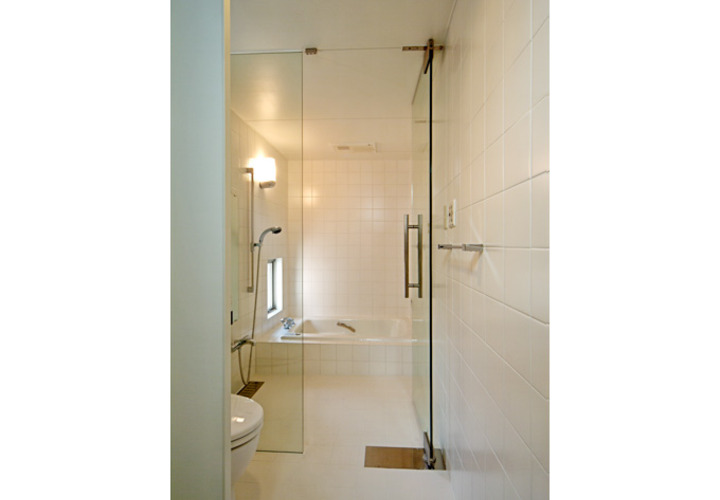 ホテルタイプのバスルーム