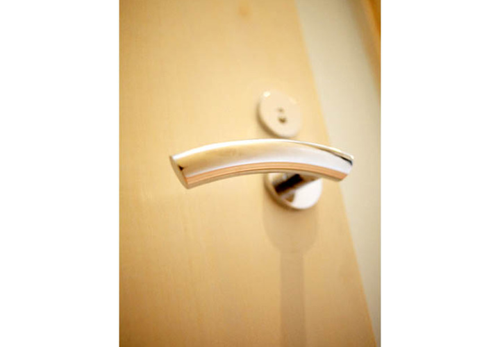 緩やかなカーブが特徴的のレバーハンドル