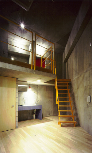 賃貸は全部屋違ったプランで2階が玄関になっている物も