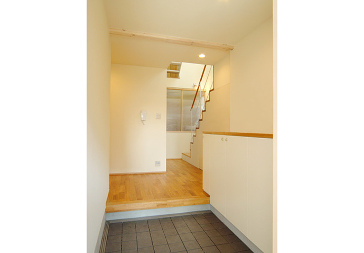 優しい雰囲気の玄関ホール