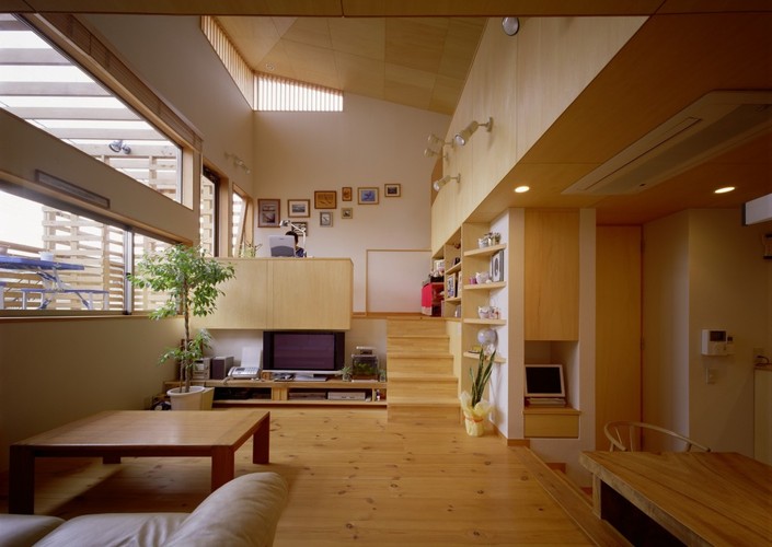 収納いっぱい子育ての家