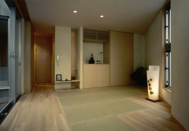 モダンな畳コーナーのある和室