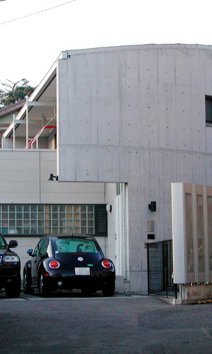 木造とRCの独自の雰囲気を持つ混構住宅