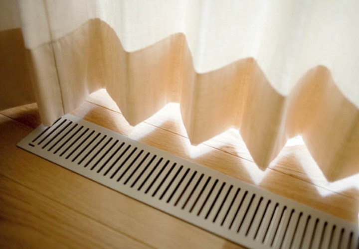 ソーラーシステムの給気口がある室内