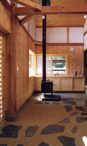 畑仕事の休憩のための土間