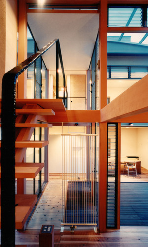 どこまでも室内でどこまでもデッキテラスの様な開放的な空間