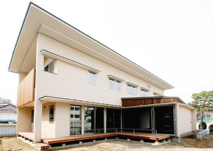 風景が透過する和モダンの家