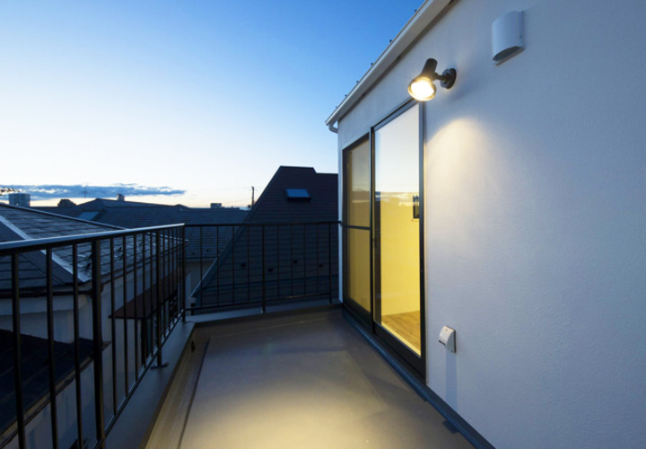 3階ルーフバルコニー