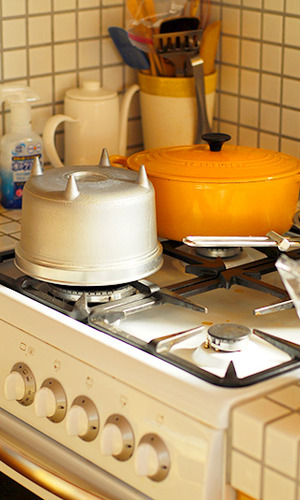 白いガスコンロ