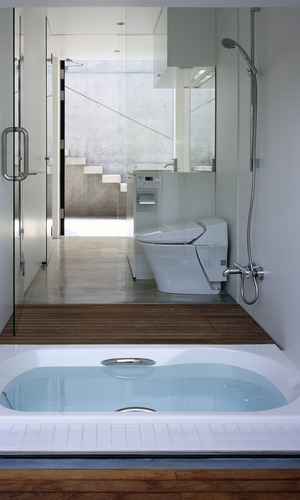 緑山の家　浴室　トイレ