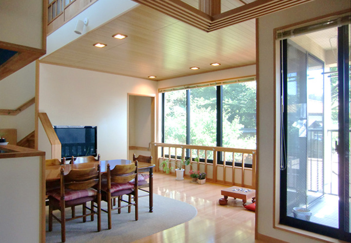 ダイニングから南面の開口部