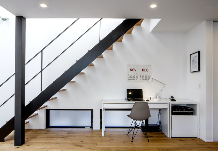 美しさが際立つデザインの階段