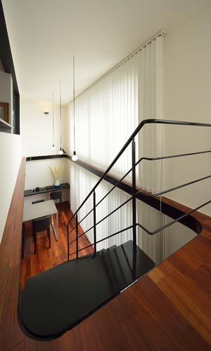 コストパフォーマンスの高い階段周りのディテール